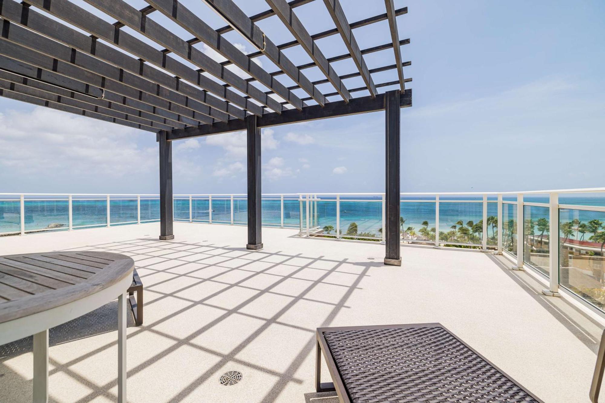 Embassy Suites By Hilton Aruba Beach Resort Palm Beach Exterior foto